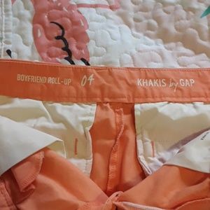 GAP Shorts - Boyfriend roll up melon colored shorts sz 4 GAP Shorts - Boyfriend roll up melon colored shorts sz 4